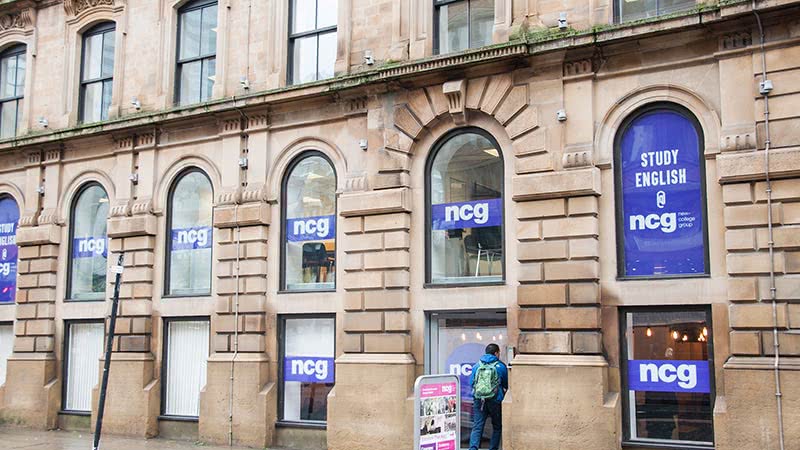 Cursos de inglés en Manchester