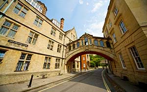 oferta cursos de inglés en Cambridge