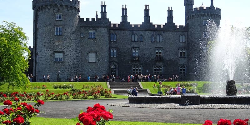 Cursos-de-inglés-tenis-para-jóvenes-en-Irlanda Cursos de inglés y tenis para jóvenes en Irlanda