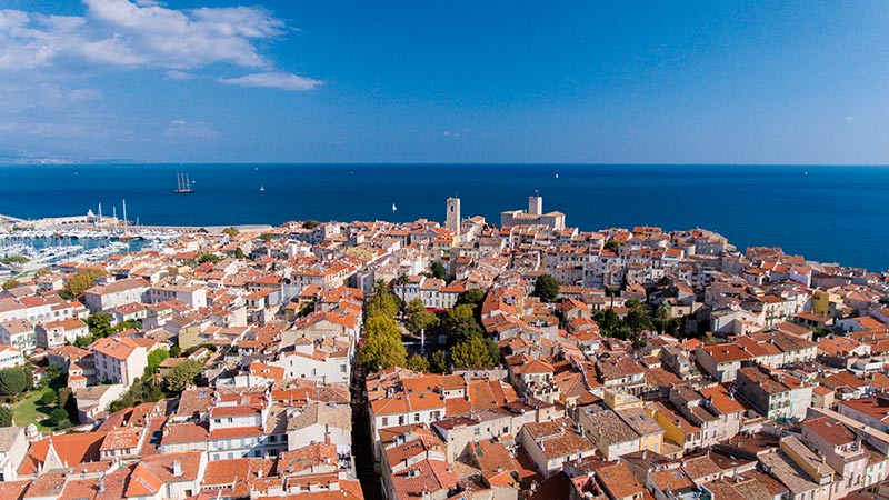 Cursos de francés para jóvenes en Francia Antibes