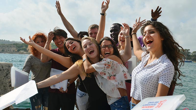 Cursos de inglés para adultos en Malta